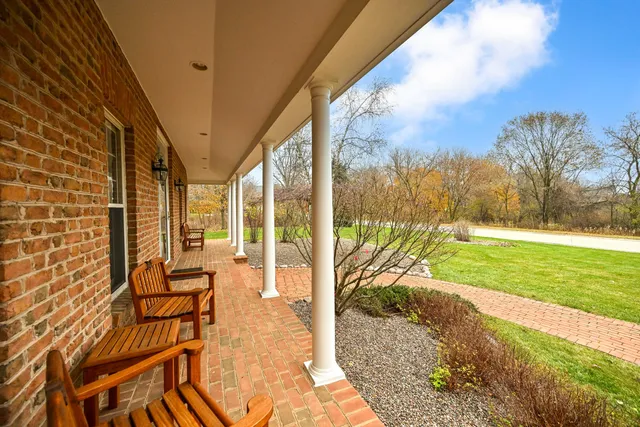 $939,000 | 3230 Yale Court, Brookfield, WI 53005