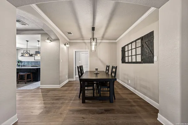 $529,900 | 15820 Chippewa Boulevard, Selma, TX 78154