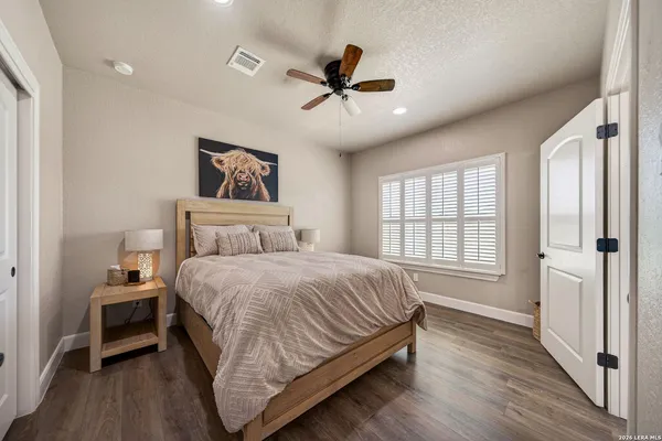 $529,900 | 15820 Chippewa Boulevard, Selma, TX 78154