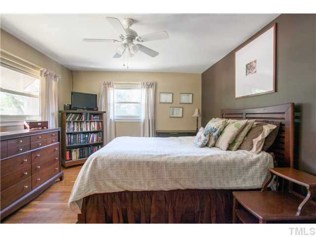606 Wofford Road Durham, NC 27707 - Photo 7 of 13 Gallery Image 7