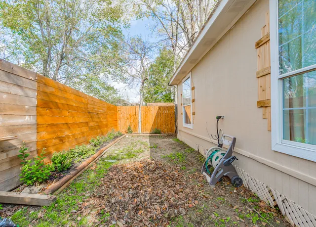 $1,550 | 3002 Kirk Street, Houston, TX 77026