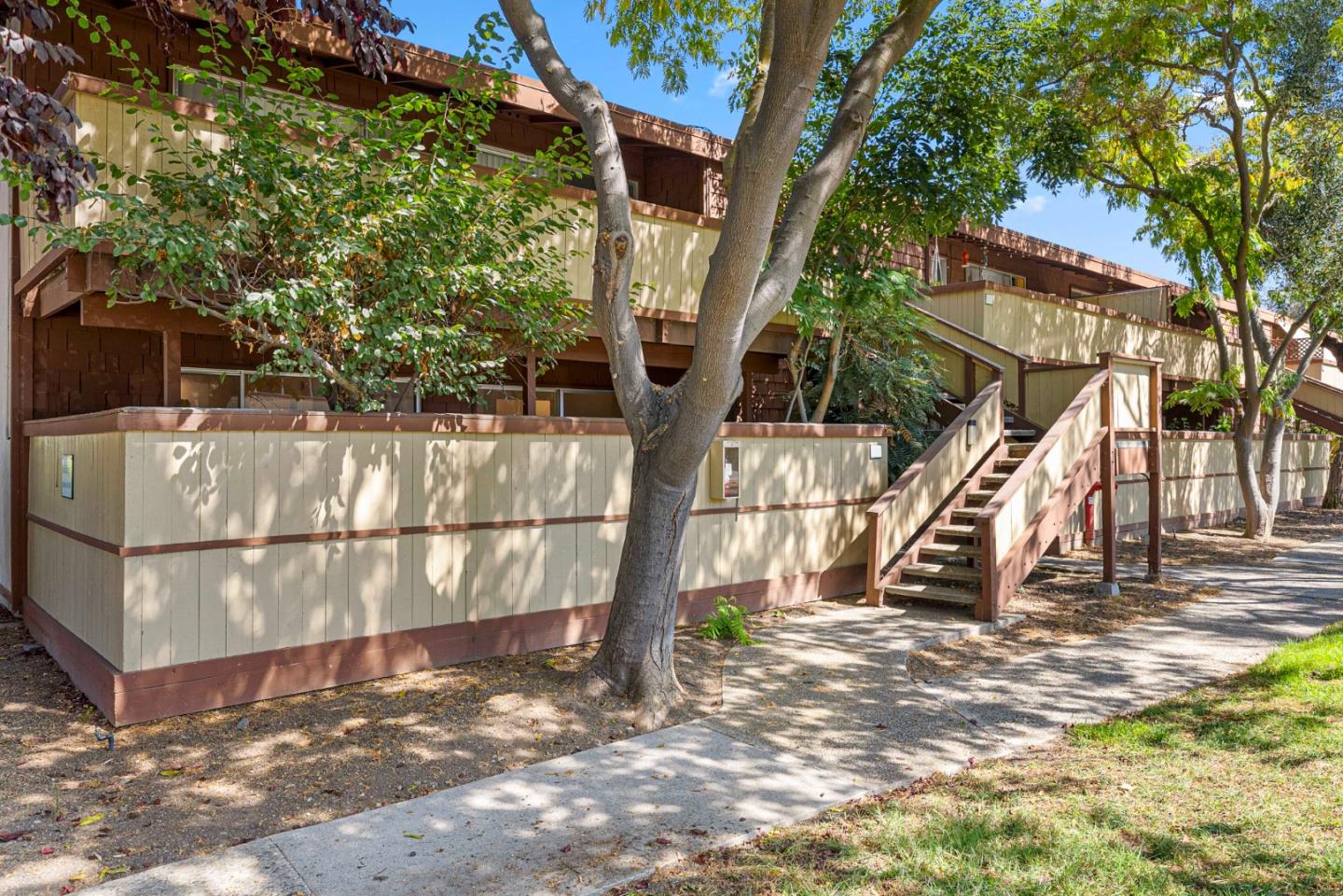 500 West Middlefield Road, Unit 69 Mountain View, CA 94043 - Photo 3 of 21 Gallery Image 3