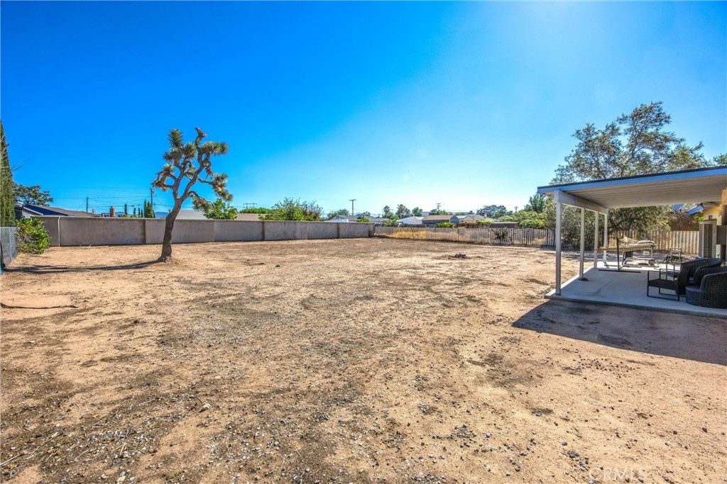 16403 El Centro Road Hesperia, CA 92345 - Photo 41 of 51
