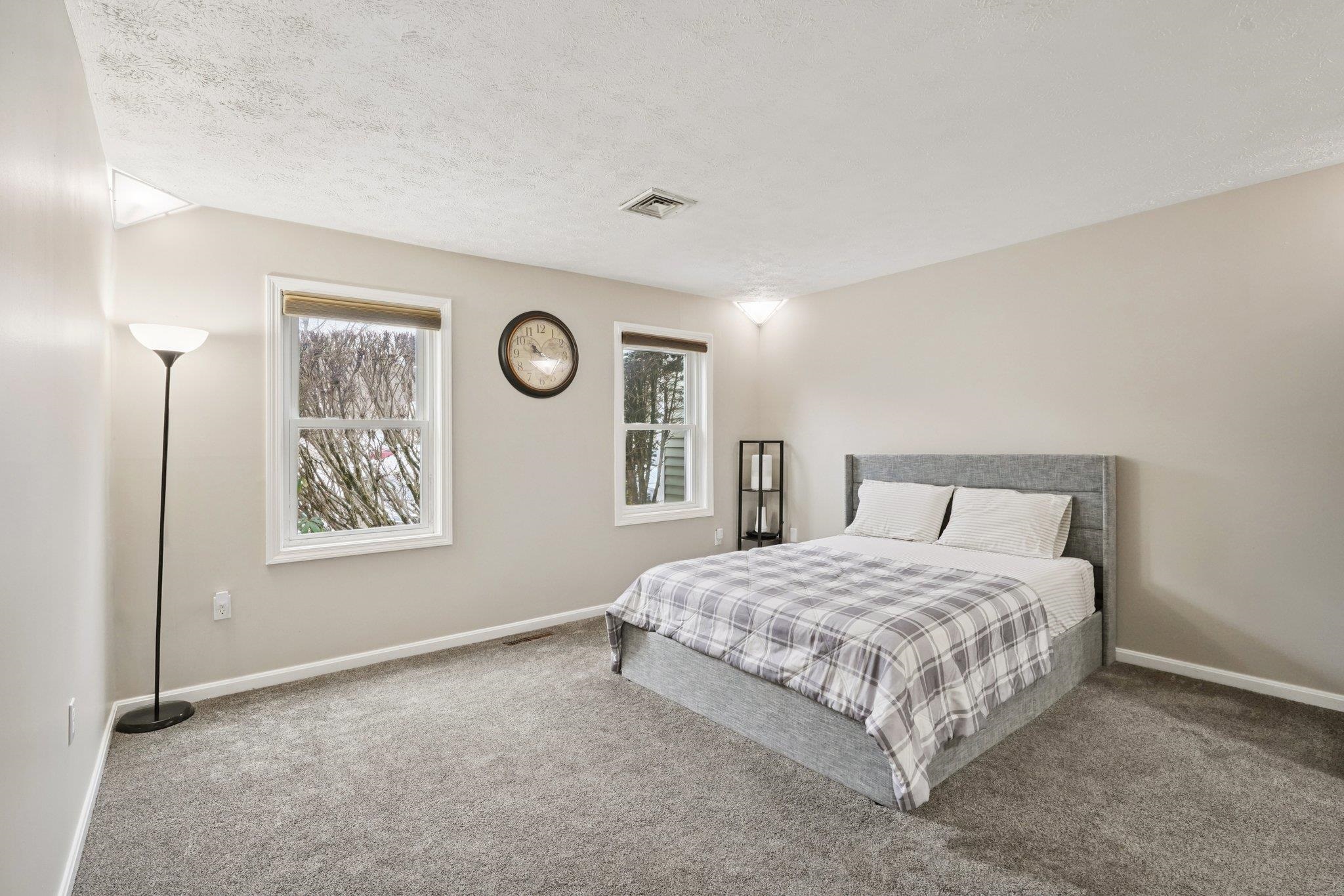 16 Cadogan Way Nashua, NH 03062 - Photo 12 of 35