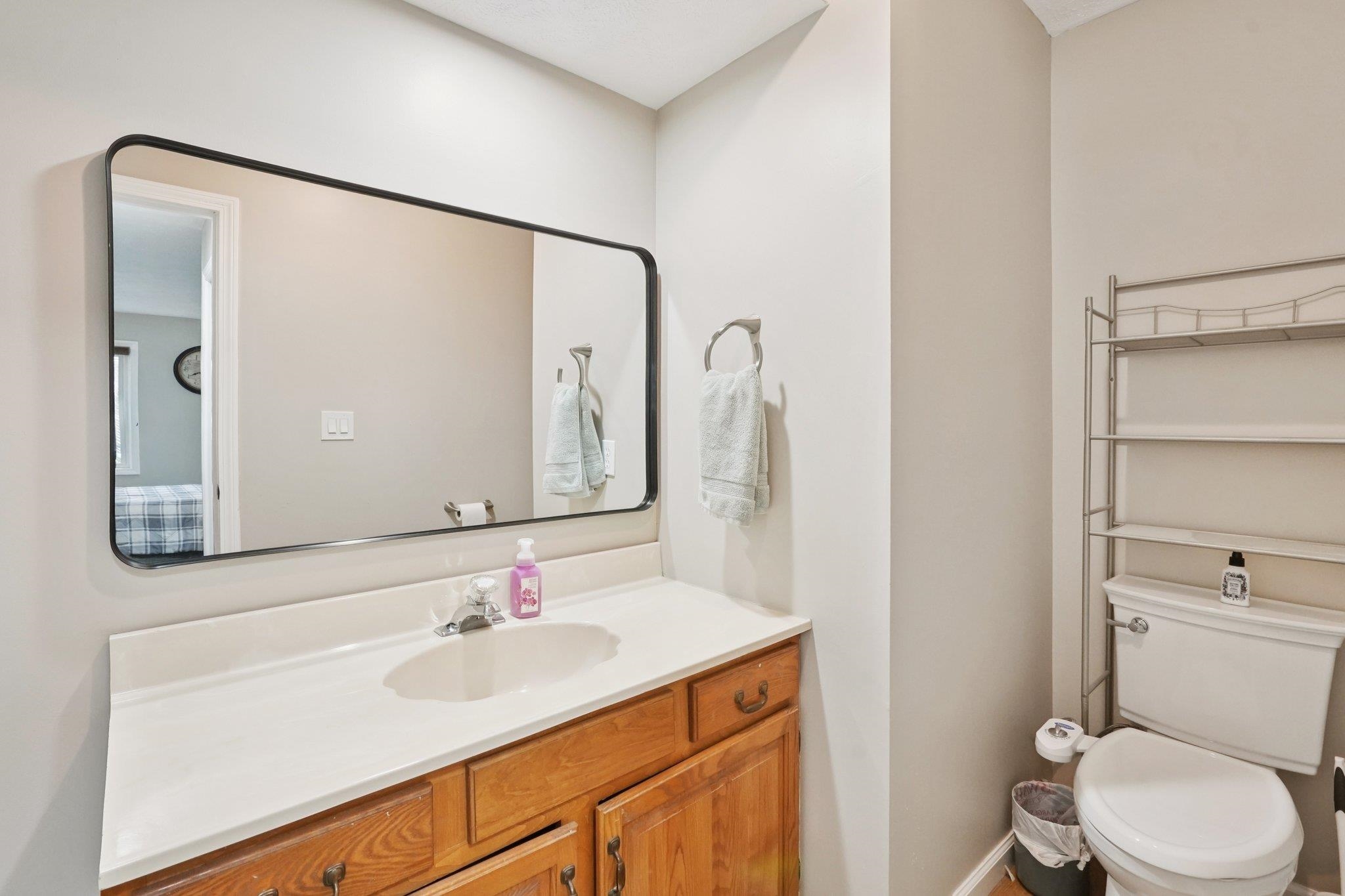 16 Cadogan Way Nashua, NH 03062 - Photo 15 of 35