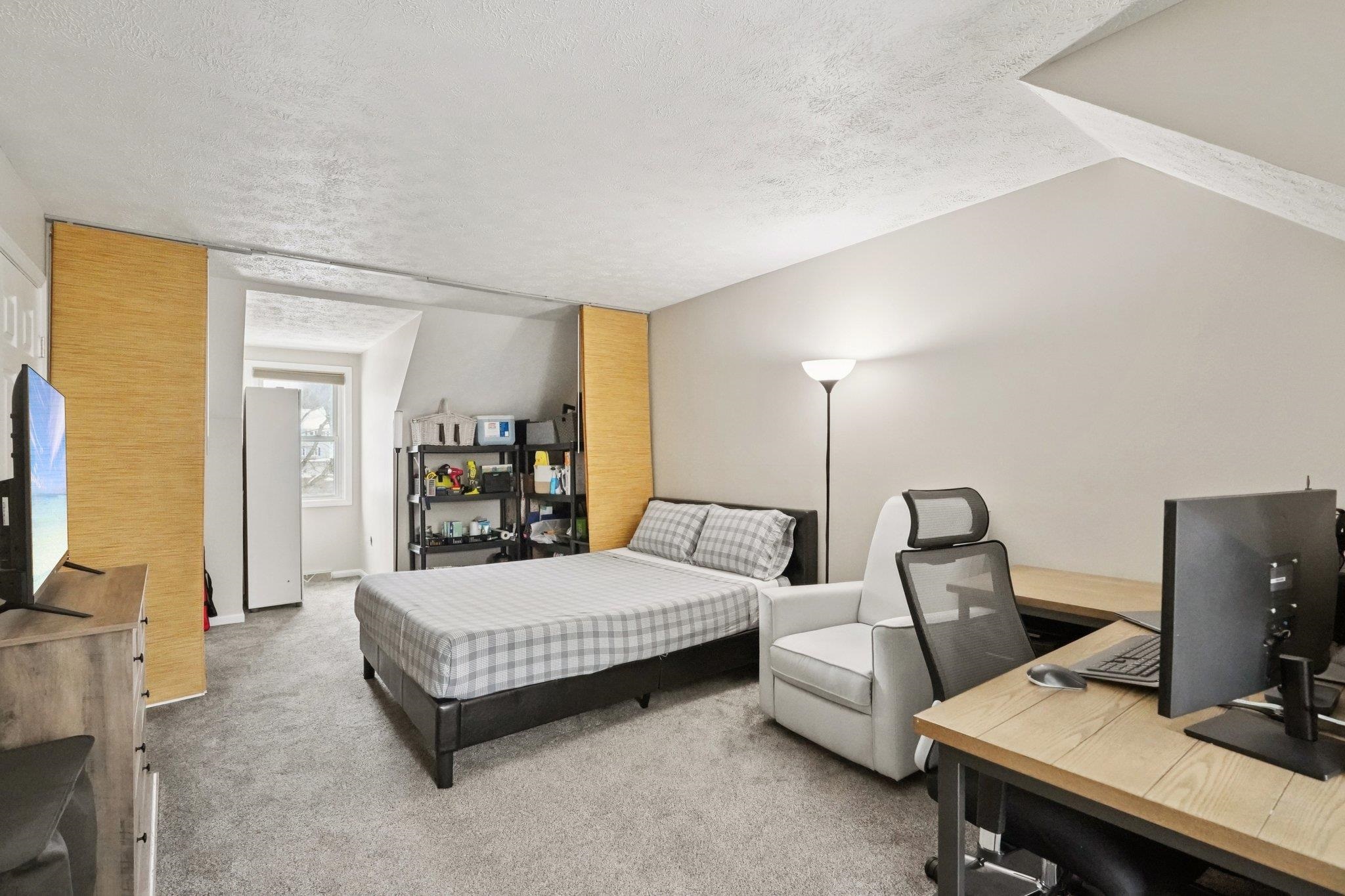 16 Cadogan Way Nashua, NH 03062 - Photo 19 of 35