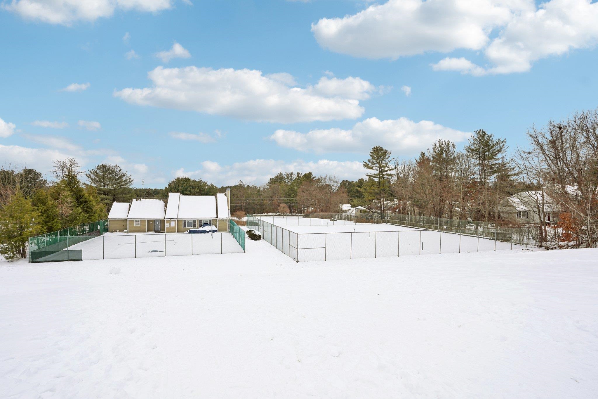 16 Cadogan Way Nashua, NH 03062 - Photo 31 of 35