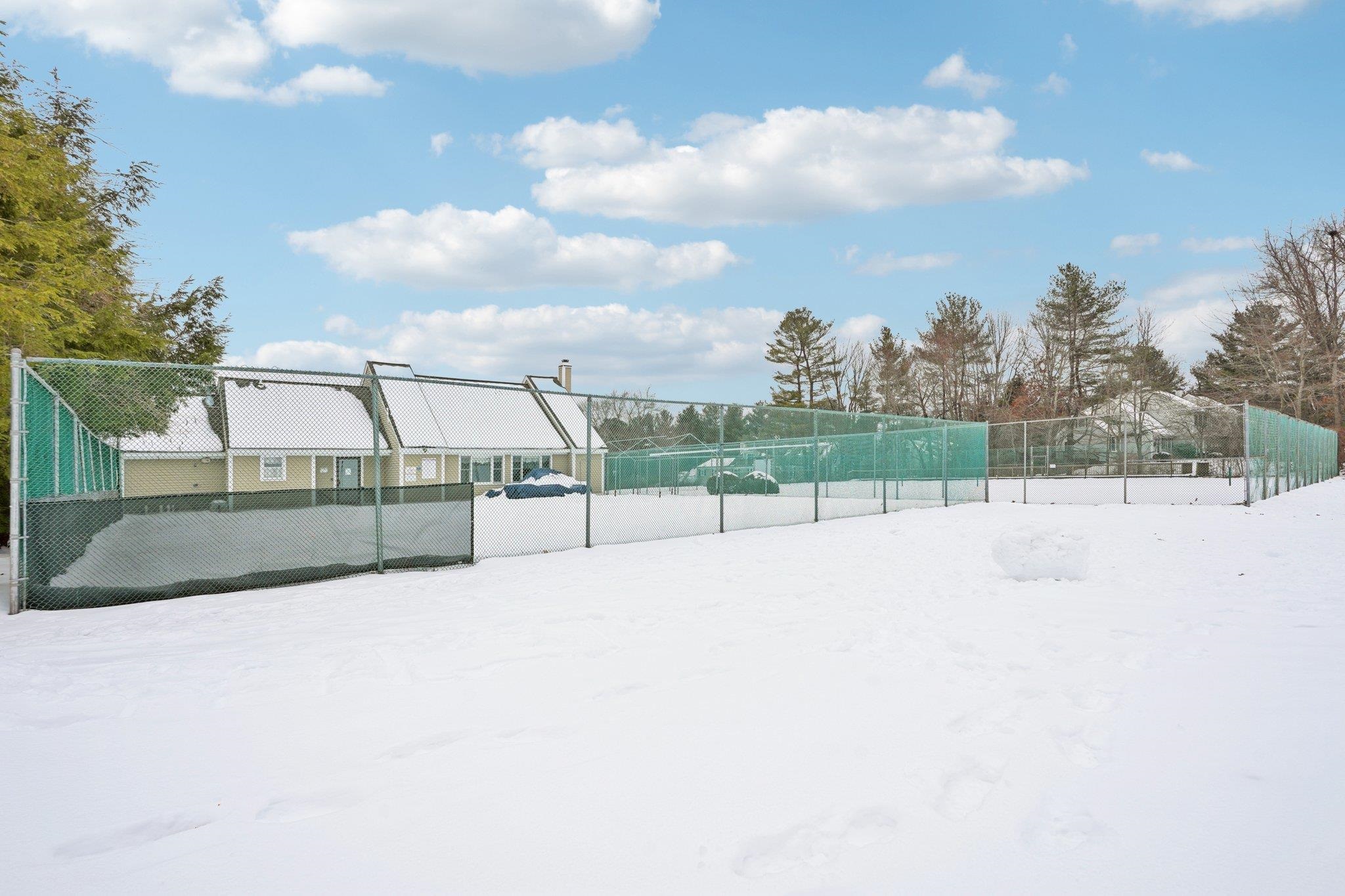 16 Cadogan Way Nashua, NH 03062 - Photo 32 of 35