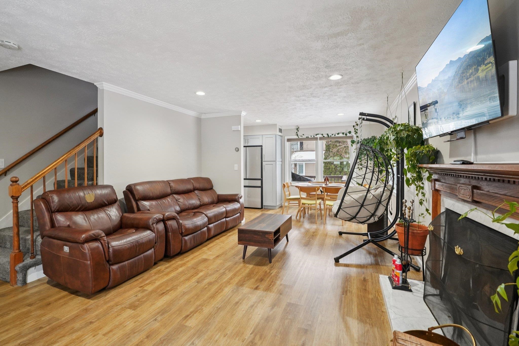 16 Cadogan Way Nashua, NH 03062 - Photo 4 of 35