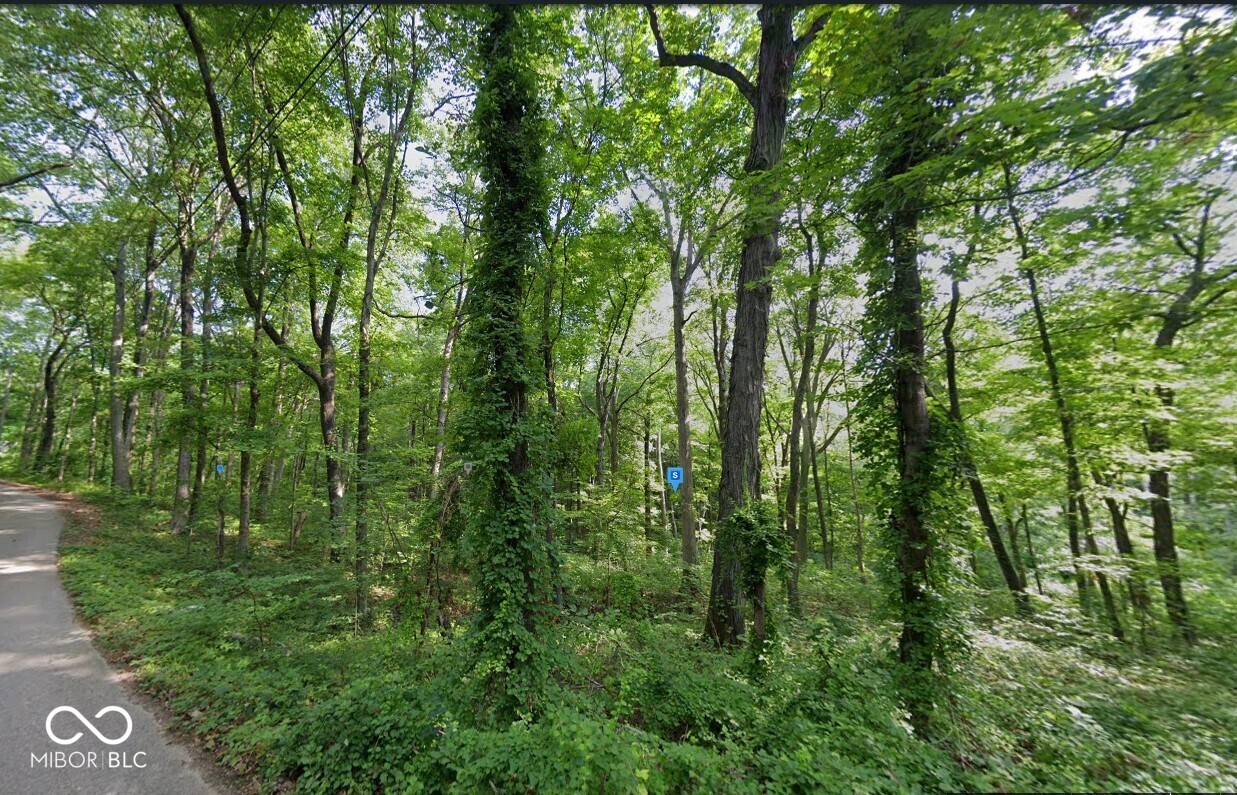 4399 Seib Road Evansville, IN 47720 - Photo 2 of 5