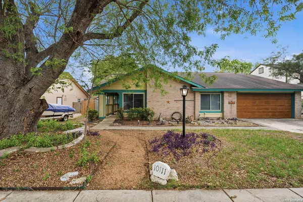 $265,000 | 10111 Vigilante Trail, Converse, TX 78109