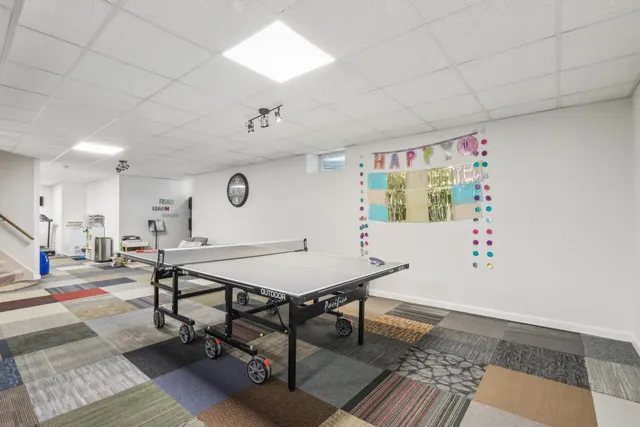 $489,900 | 14048 Waters Edge Trail, New Berlin, WI 53151