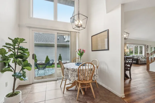 $489,900 | 14048 Waters Edge Trail, New Berlin, WI 53151