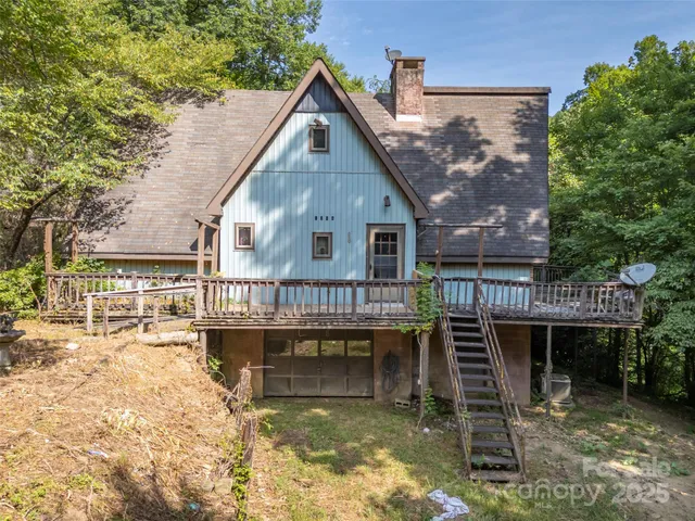 $675,000 | 1084 Old Howard Gap Road, Saluda, NC 28773