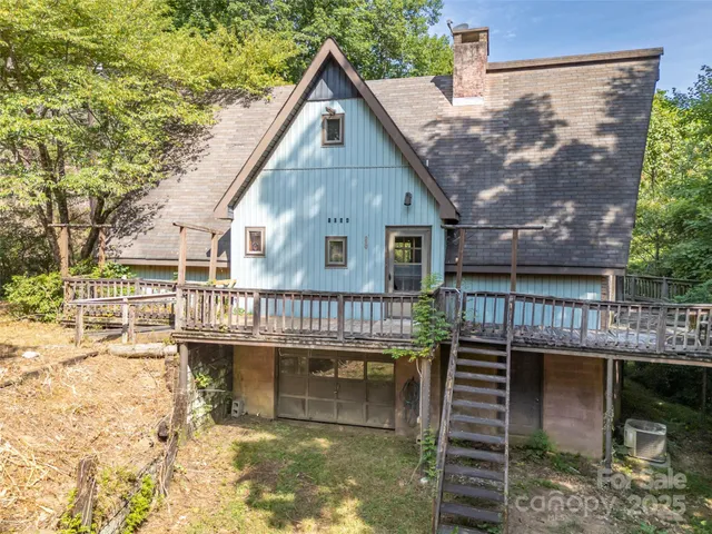 $675,000 | 1084 Old Howard Gap Road, Saluda, NC 28773