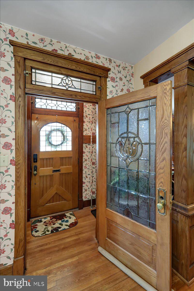 207 State Street Reading, PA 19607 - Photo 5 of 55 a window with glass door
