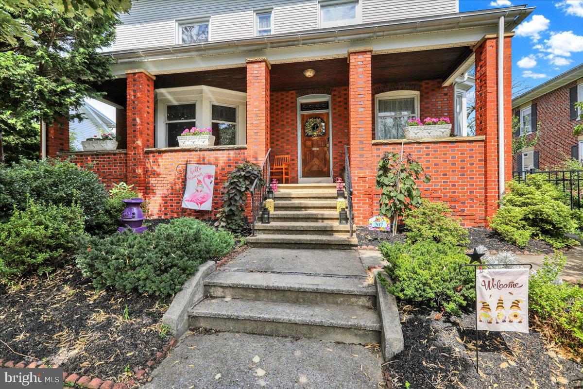 207 State Street Reading, PA 19607 - Photo 54 of 55 front view of a house