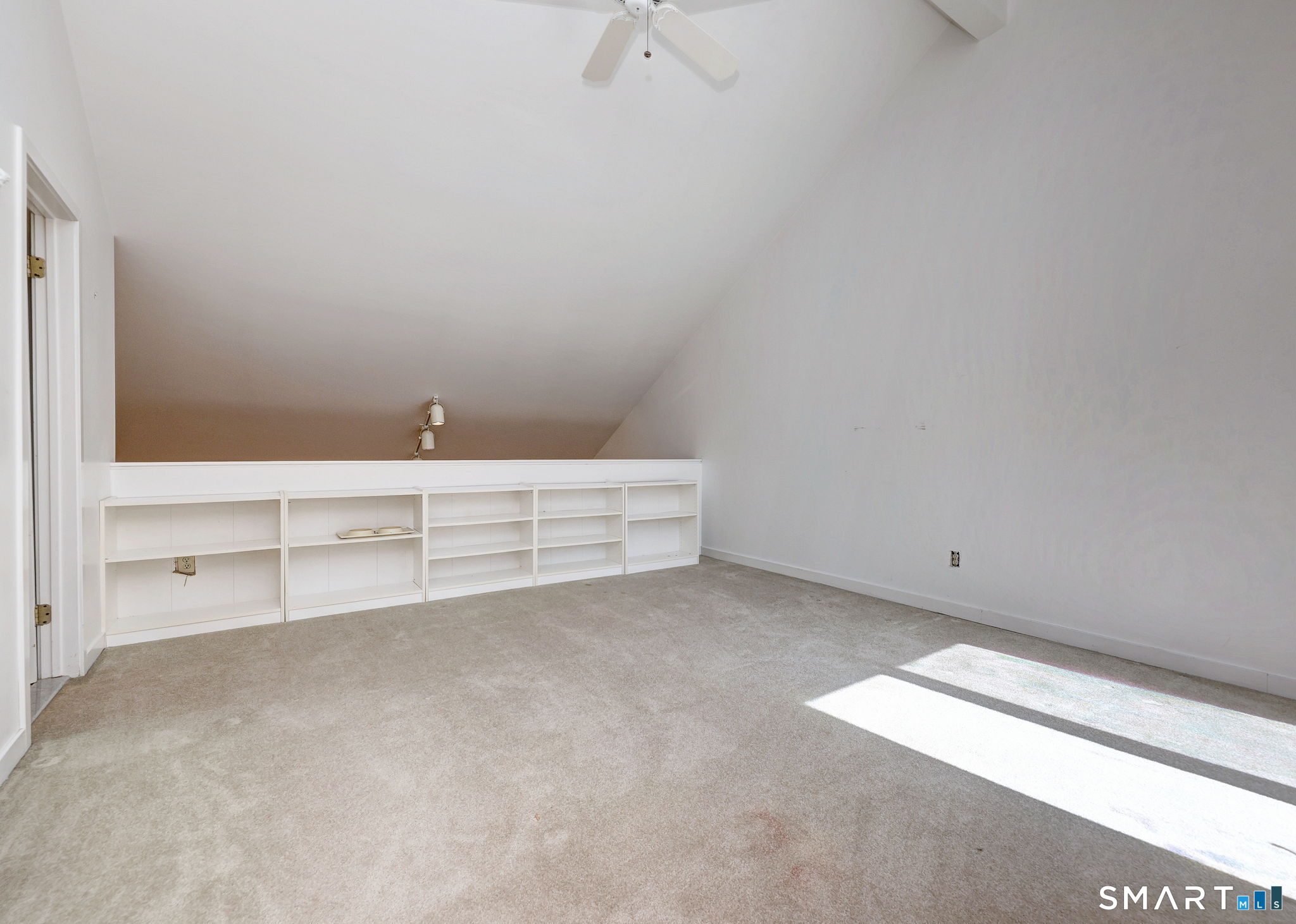 690 Forest Road, Unit 382 West Haven, CT 06516 - Photo 23 of 37