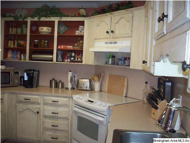 153 Lake Terrace Alabaster, AL 35007 - Photo 8 of 24