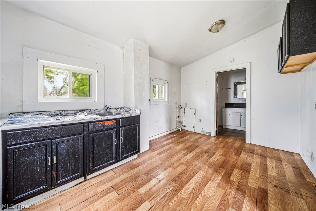 7610 Spafford Road Cleveland, OH 44105 - Photo 14 of 32 Gallery Image 14