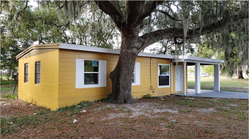 1102 Emeralda Road Orlando, FL 32808 - Photo 2 of 14