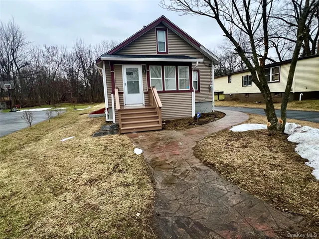 $335,000 | 55 Hulse Avenue, Middletown, NY 10940
