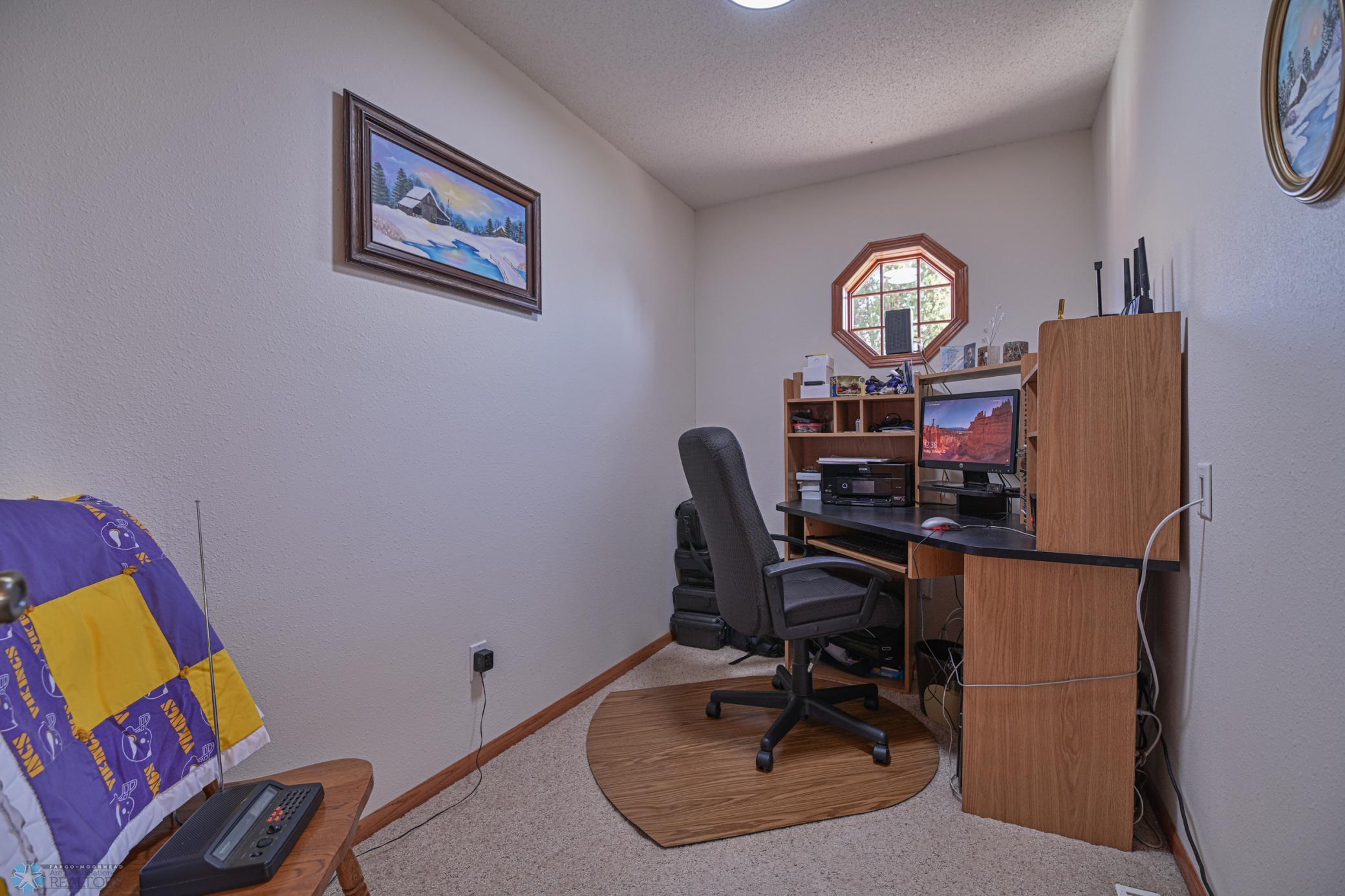 429 West Bridge Avenue Warren, MN 56762 - Photo 23 of 51