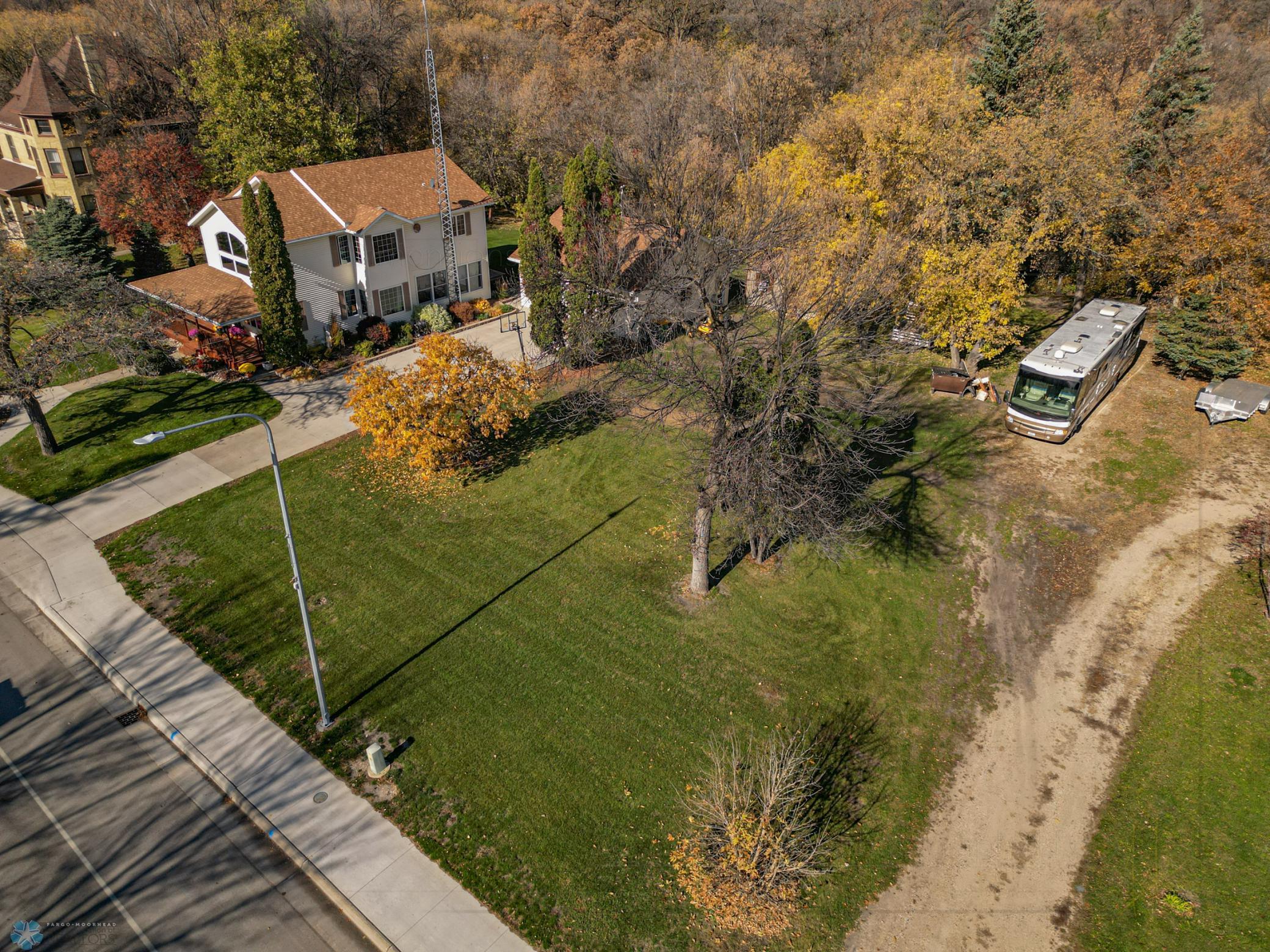 429 West Bridge Avenue Warren, MN 56762 - Photo 50 of 51