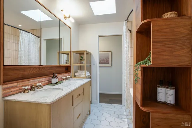 $1,395,000 | 5 Madrone Avenue, Woodacre, CA 94973