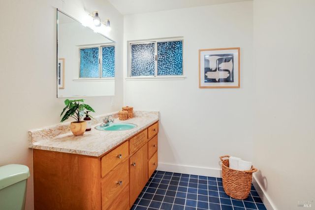 $1,395,000 | 5 Madrone Avenue, Woodacre, CA 94973