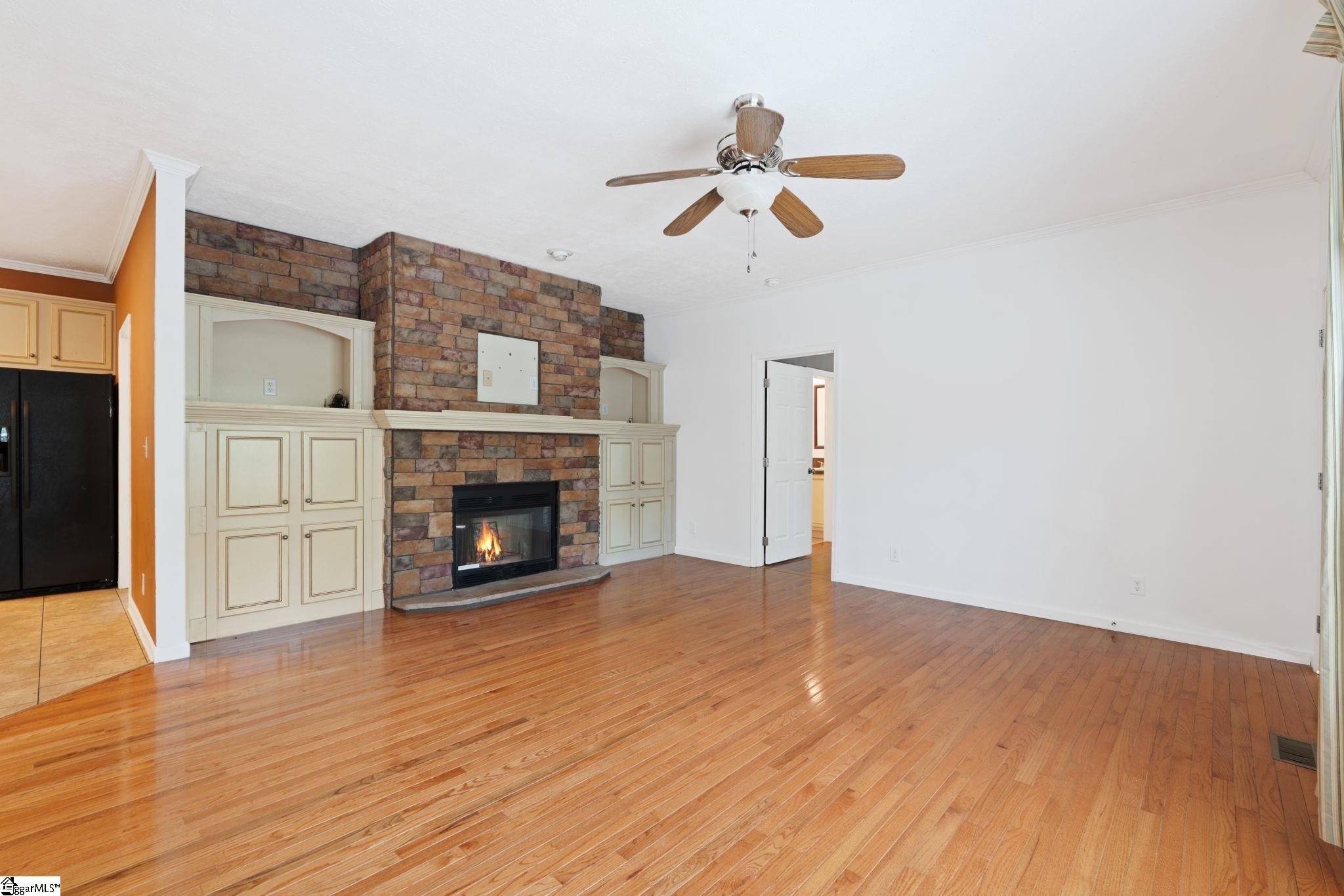 721 Marietta Street Gaffney, SC 29340 - Photo 8 of 43