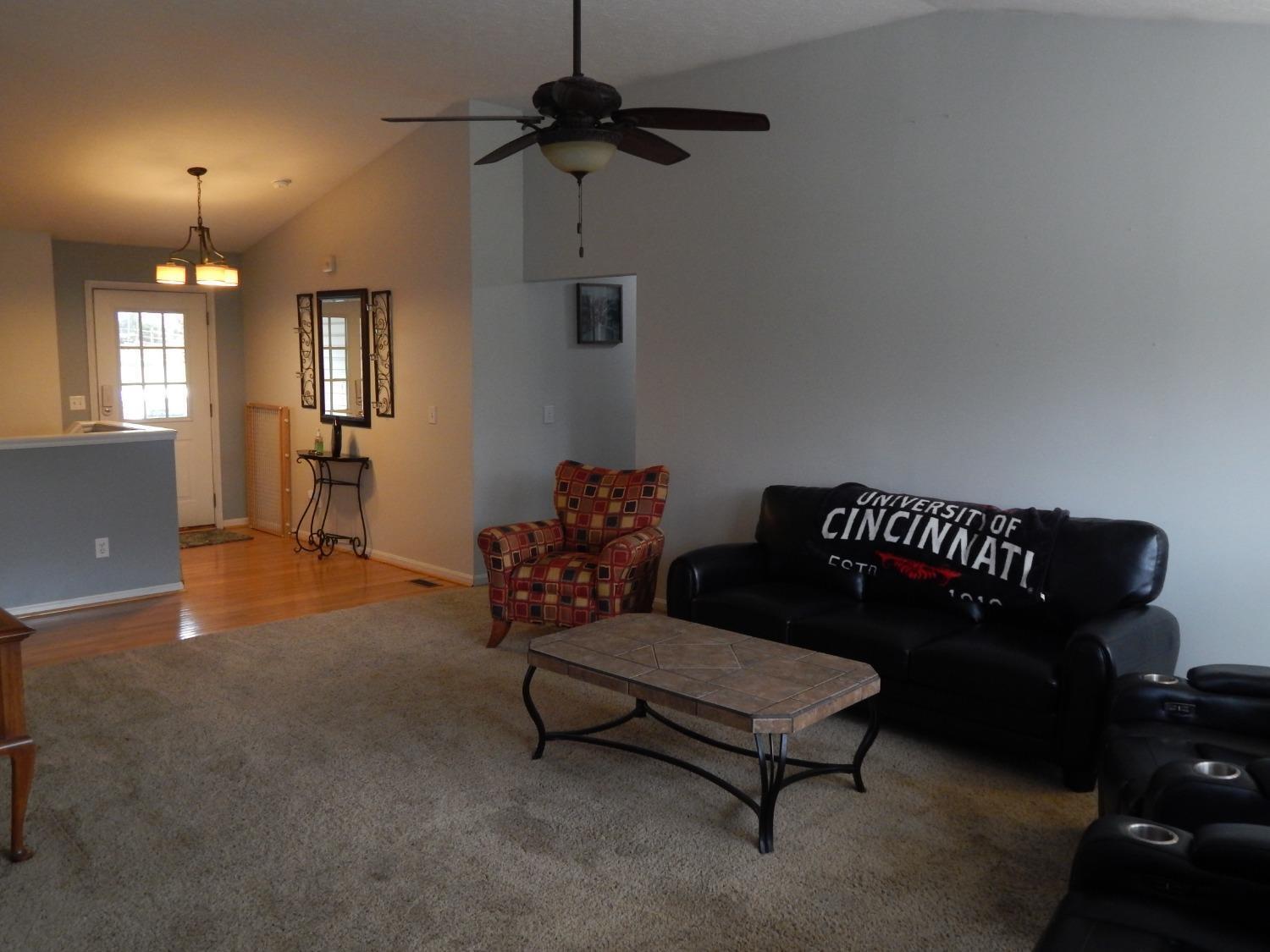 1575 Creekside Road Amelia, OH 45102 - Photo 7 of 33