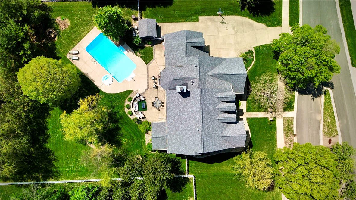 2690 South Lake Parkway Decatur, IL 62521 - Photo 4 of 5 Gallery Image 4