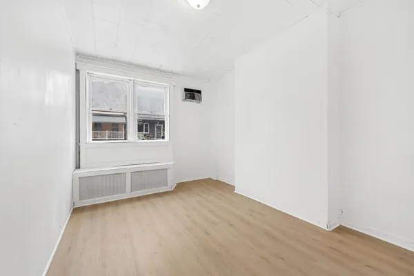 $2,245 | 319 5th Street, Unit 1, Union City, NJ 07087