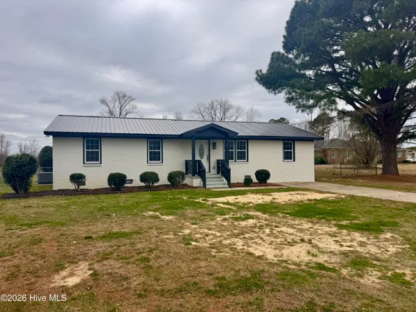 $259,900 | 19016 Highway 64, Williamston, NC 27892