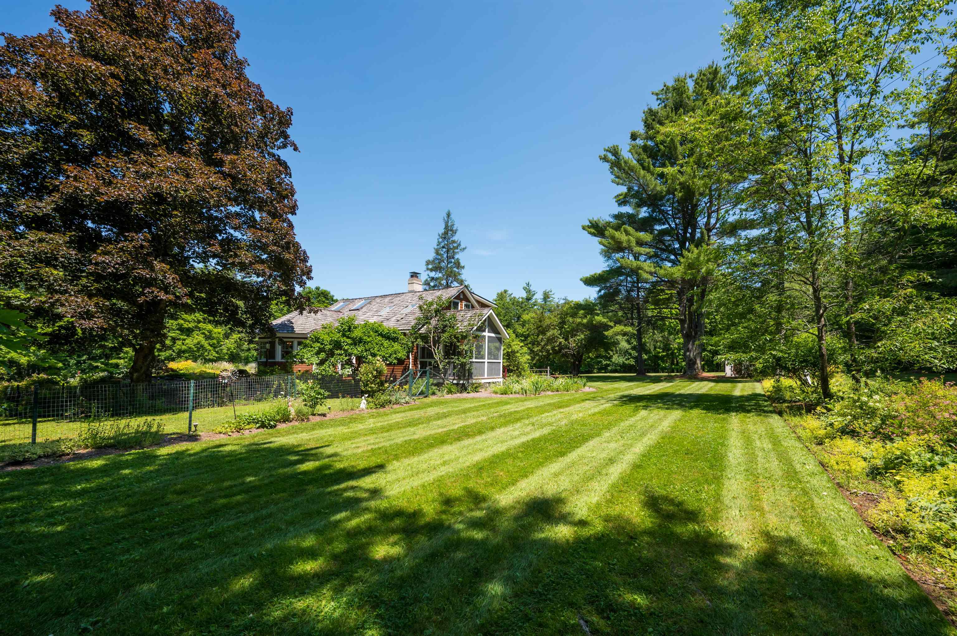 100 Page Road New London, NH 03257 - Photo 52 of 60