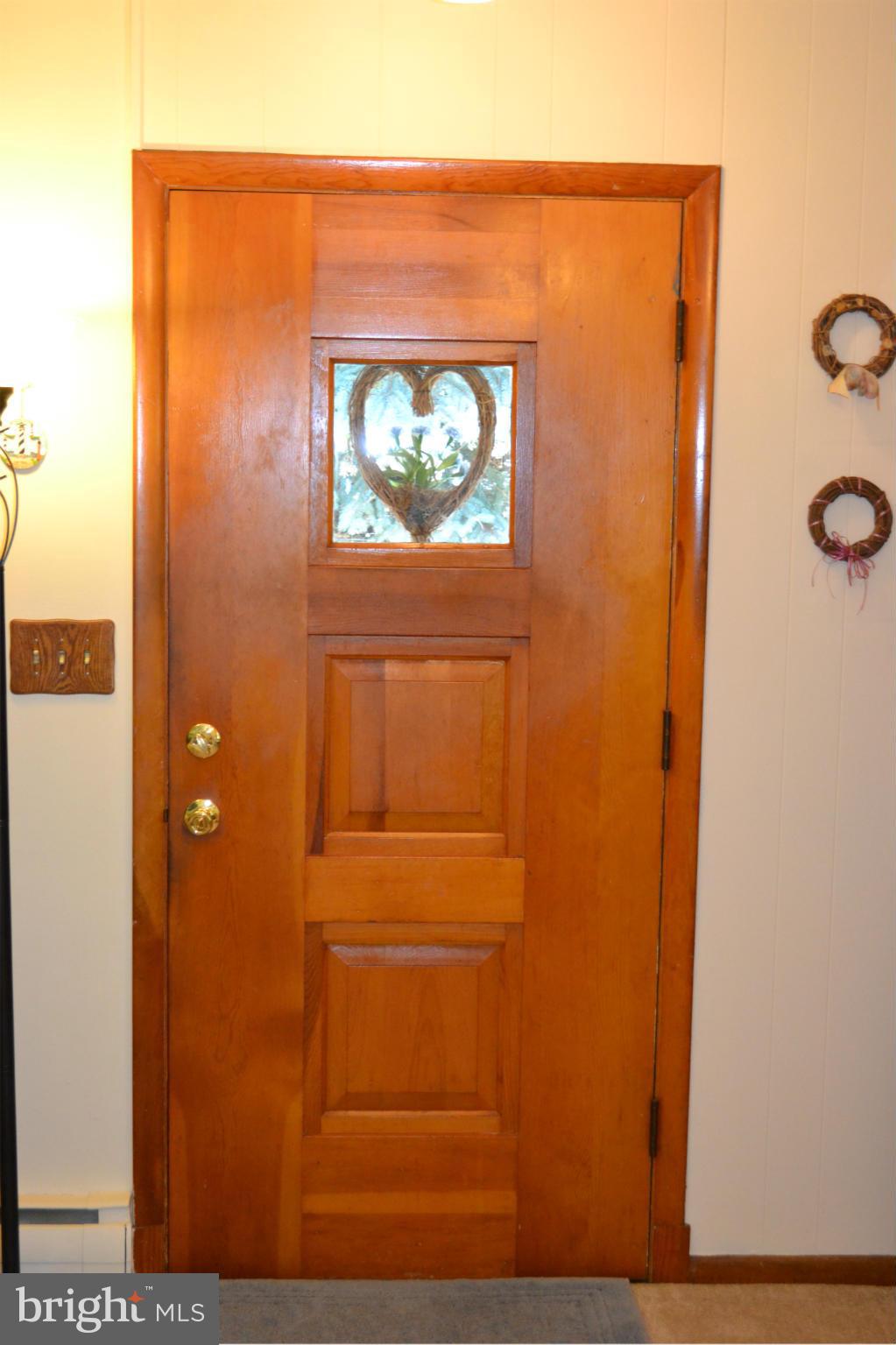 506 Prospect Road Mount Airy, MD 21771 - Photo 4 of 16 Interior (General)