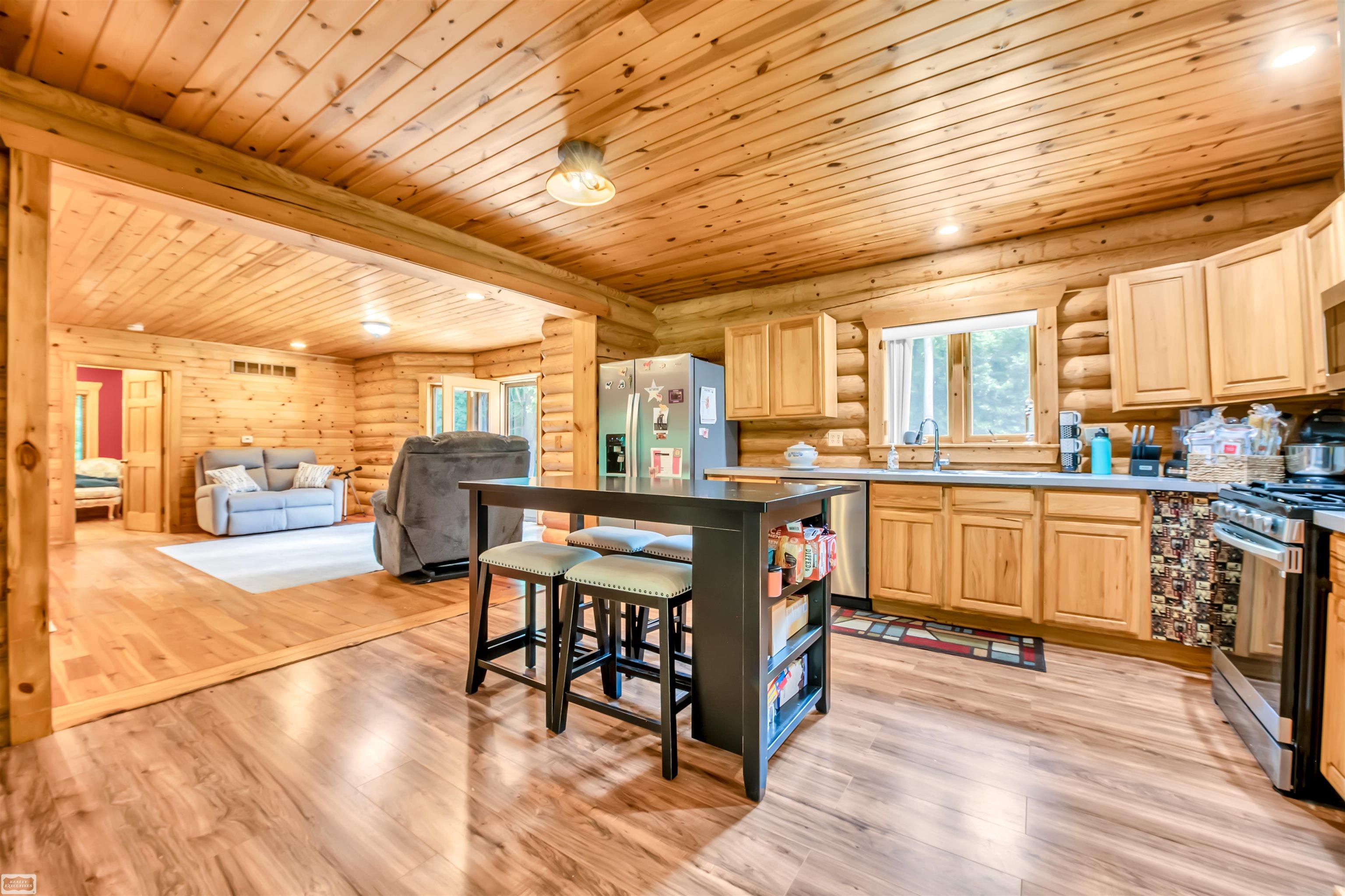 6880 Holland Road Algonac, MI 48001 - Photo 6 of 46 50101945-5.JPG