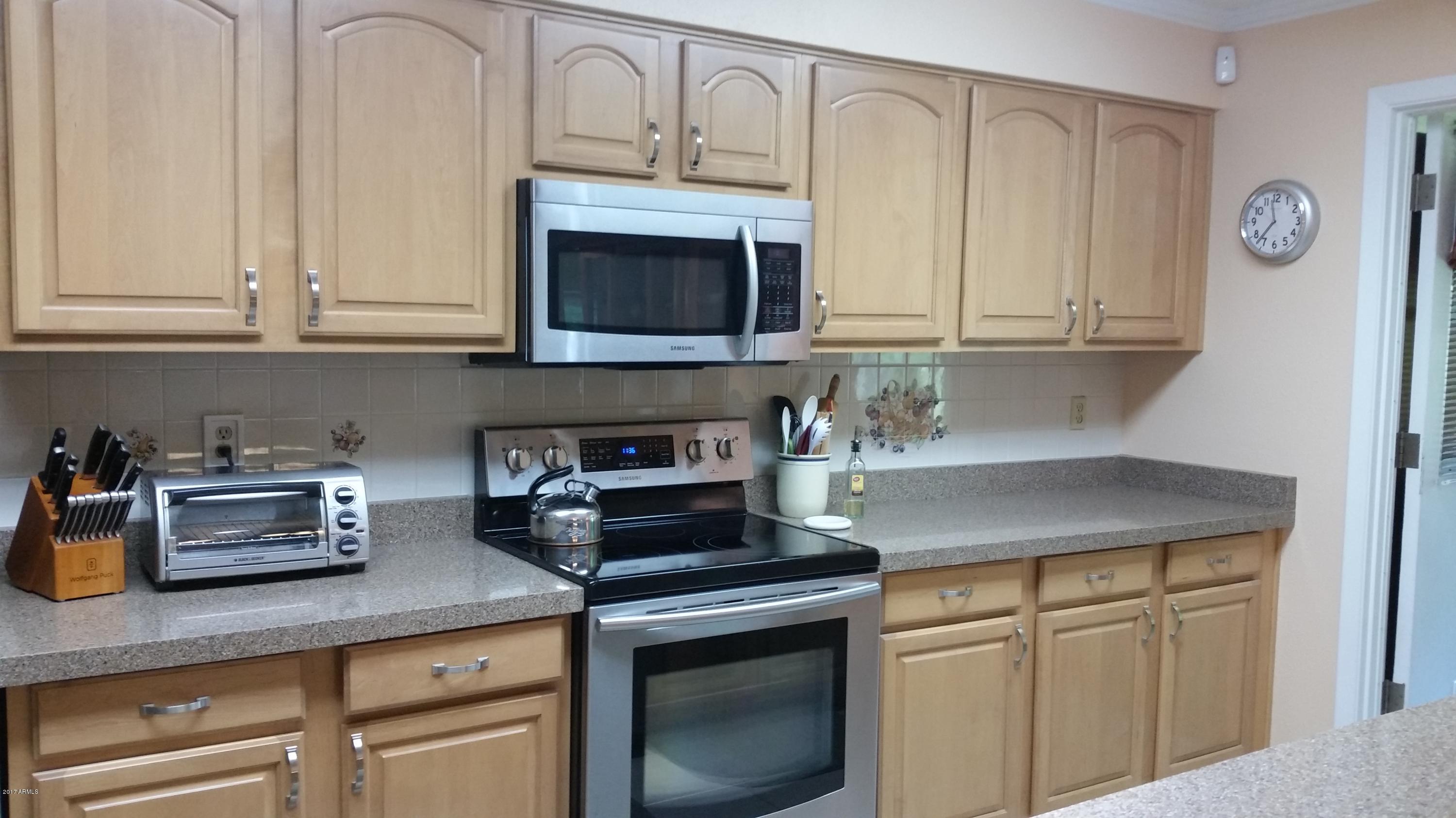 1643 West Royal Palm Road Phoenix, AZ 85021 - Photo 13 of 39 counter space and stainless applainces