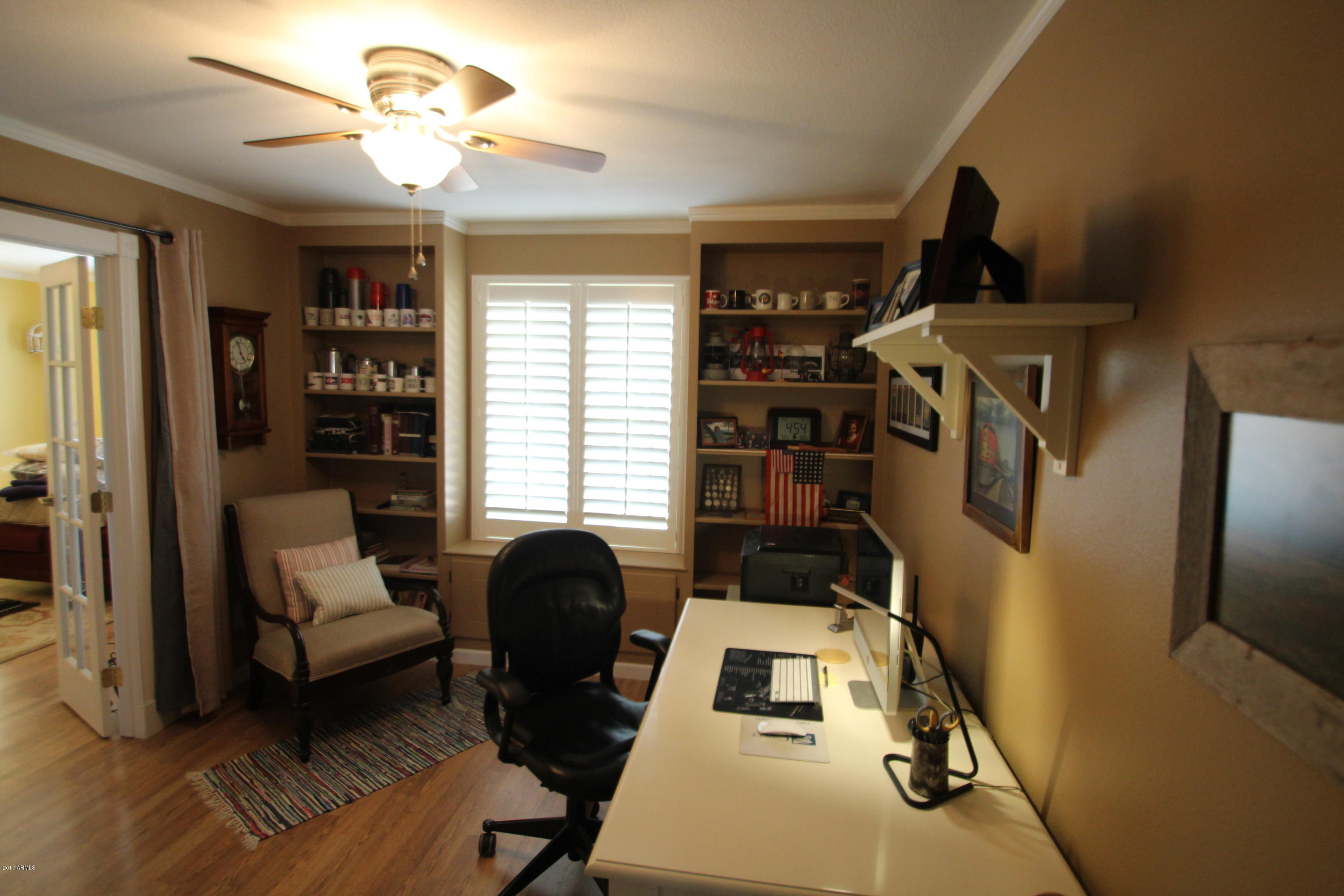1643 West Royal Palm Road Phoenix, AZ 85021 - Photo 21 of 39 office with built in shelfs