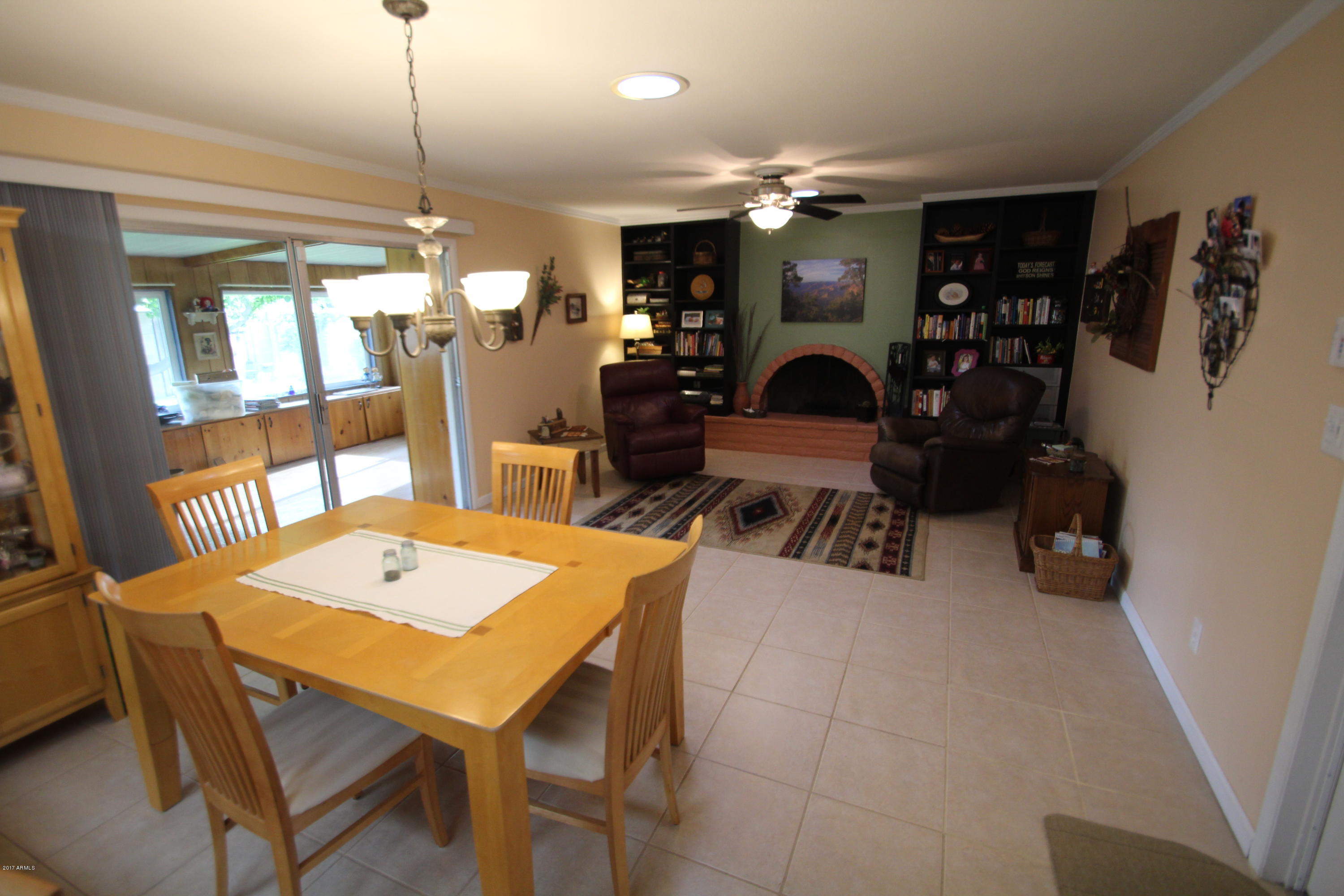 1643 West Royal Palm Road Phoenix, AZ 85021 - Photo 3 of 39 wide view of family room and dining r