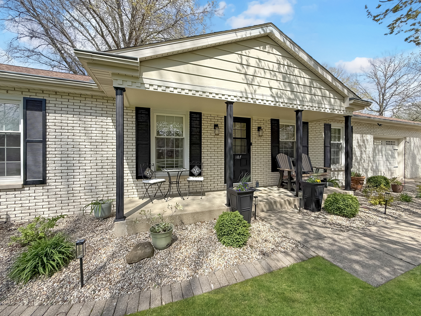 107 3rd Street Broadlands, IL 61816 - Photo 3 of 26