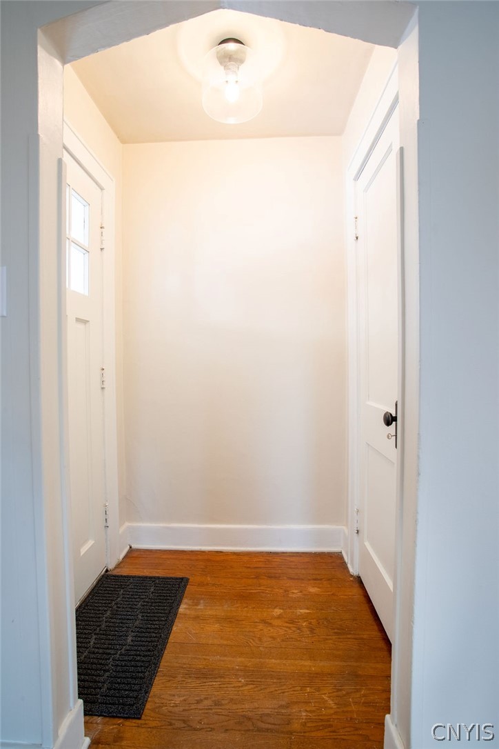 254 Rigi Avenue Syracuse, NY 13206 - Photo 4 of 28