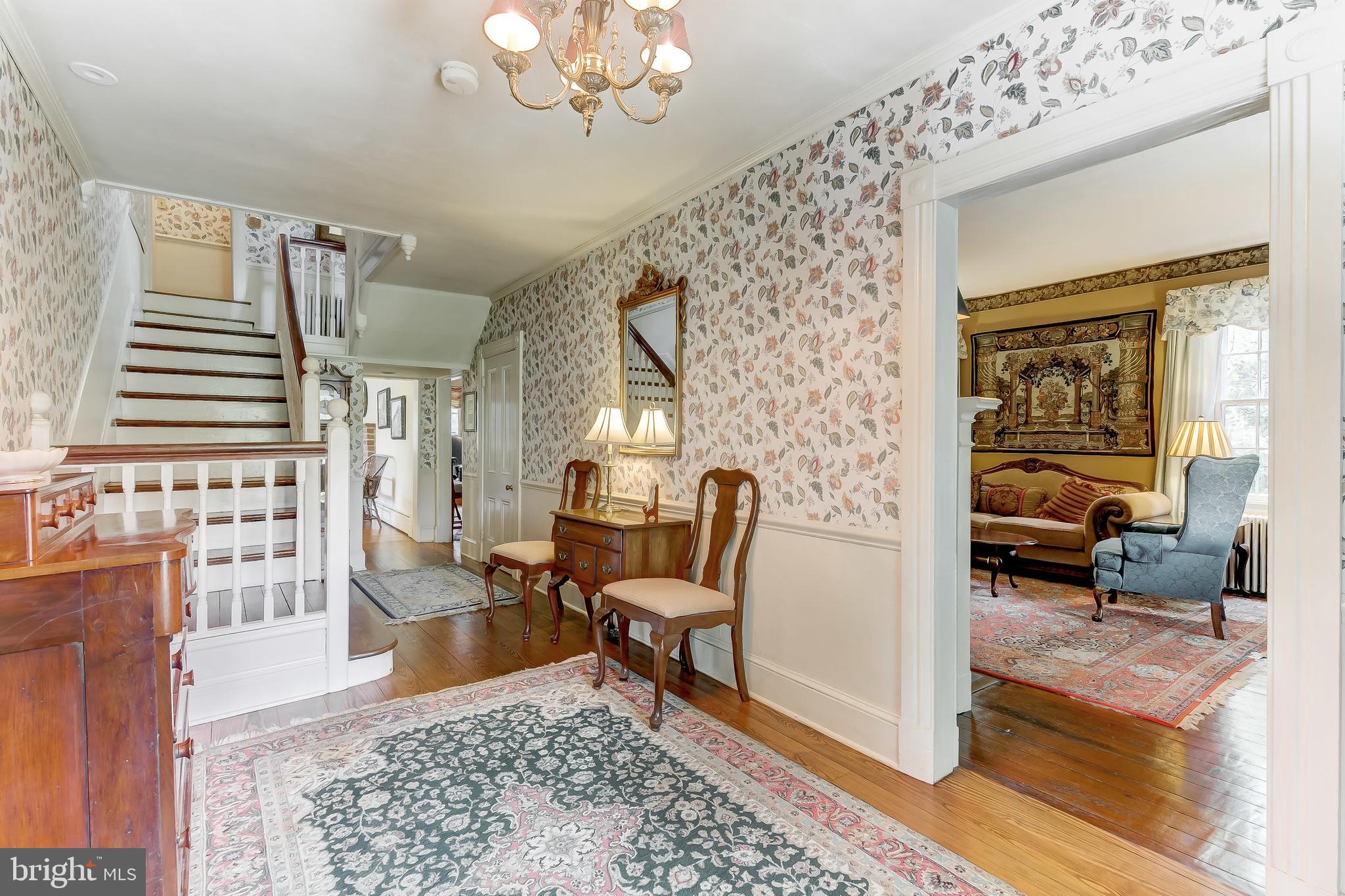 16616 Remare Road Monkton, MD 21111 - Photo 14 of 90 Traditional Bannister to Second Floor