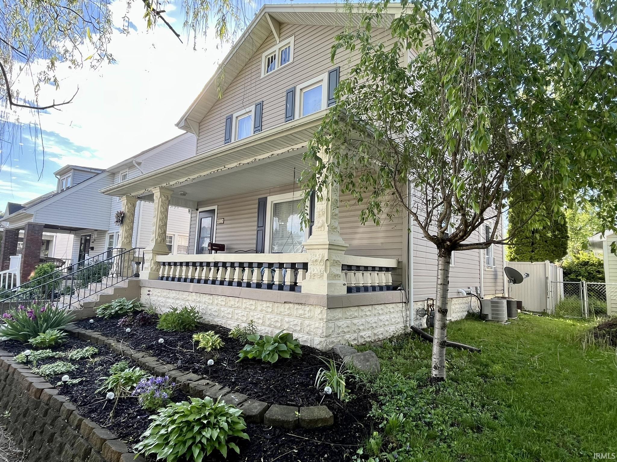 405 East Main Street Peru, IN 46970 - Photo 4 of 35