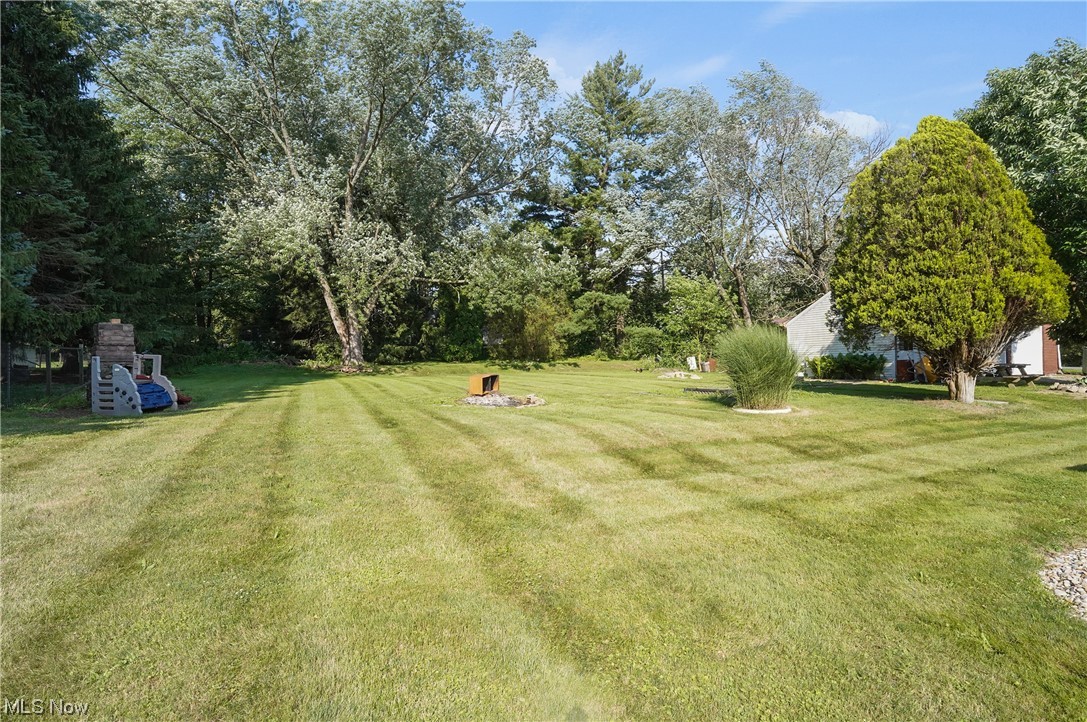 2073 Canton Road Akron, OH 44312 - Photo 18 of 21