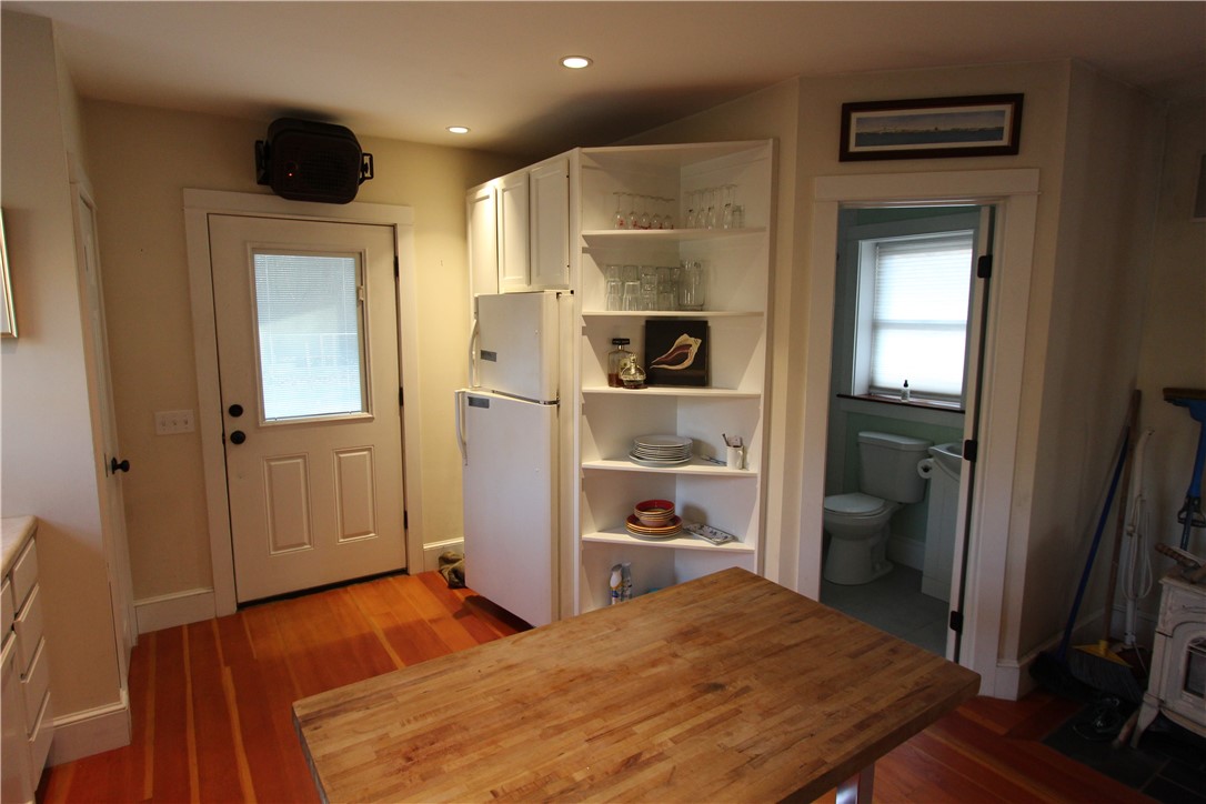 1107 Bulgarmarsh Road Tiverton, RI 02878 - Photo 13 of 20
