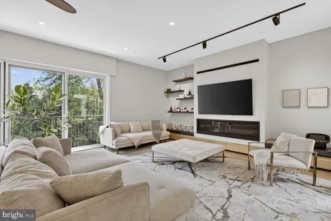 $3,699,900 | 4512 Salem Lane Northwest, Washington, DC 20007