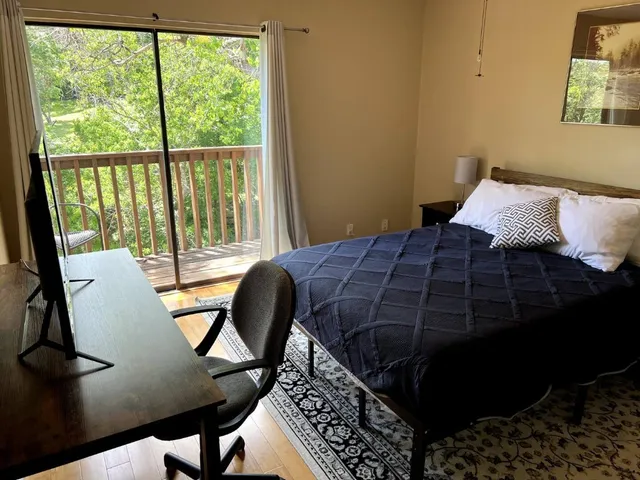 $1,099,000 | 903 The High Road, Austin, TX 78746