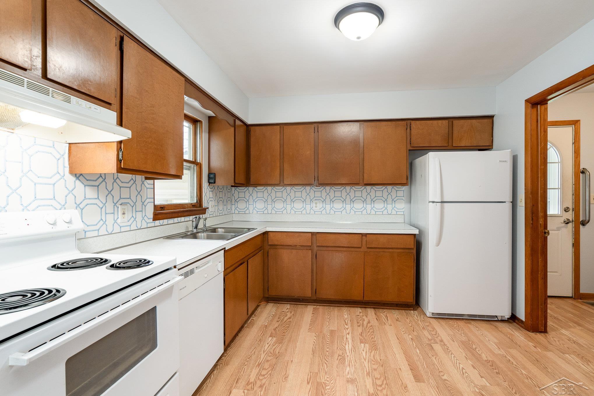5017 Cottrell Road Vassar, MI 48768 - Photo 4 of 15